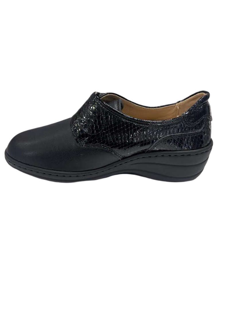 Benexa scarpa in pelle elasticizzata