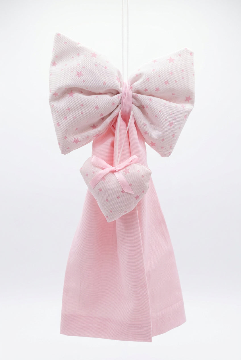 Coccarda nascita artigianale rosa con cuore e stelline