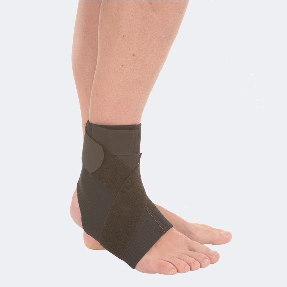 SRX 871 Cavigliera in neoprene con bendaggio funzionale