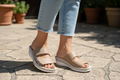 Donna con sandali Itersan - interno snake dorato