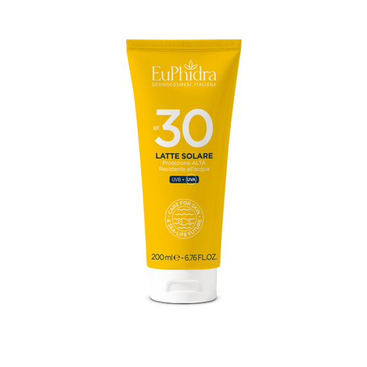 Euphidra latte Invisibile solare corpo  resistente all'acqua con protezione spf 30